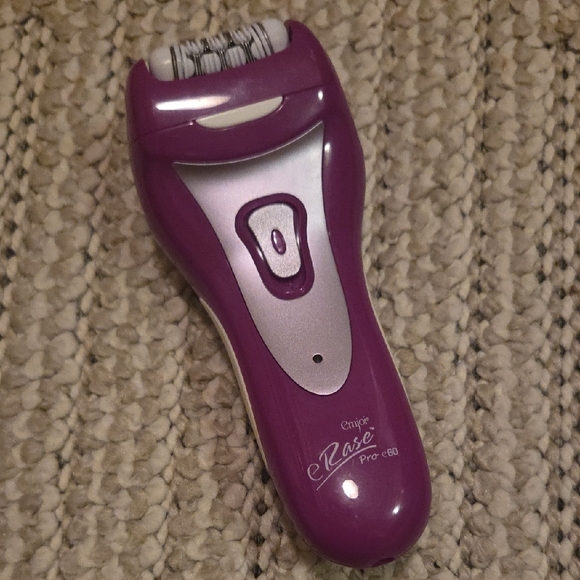 Emjoi eRase Pro 60 Epilator - Purple ( used once or twice, EUC. ) - Picture 1 of 5